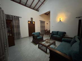 Emi Villa Weligama